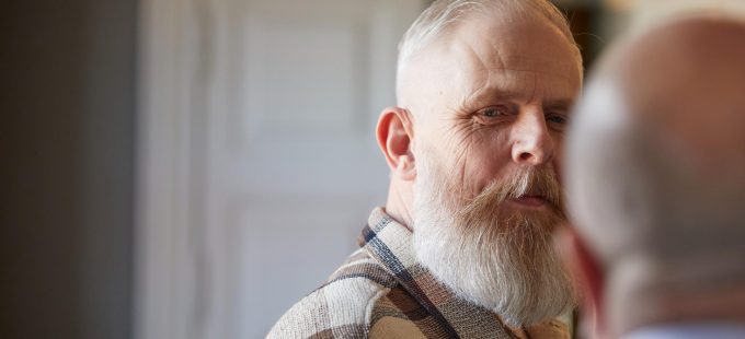Apento-medarbejder i samtale under et møde